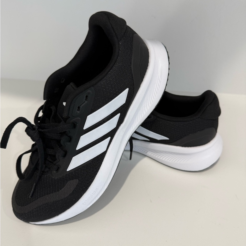 Adidas’s 
Like new